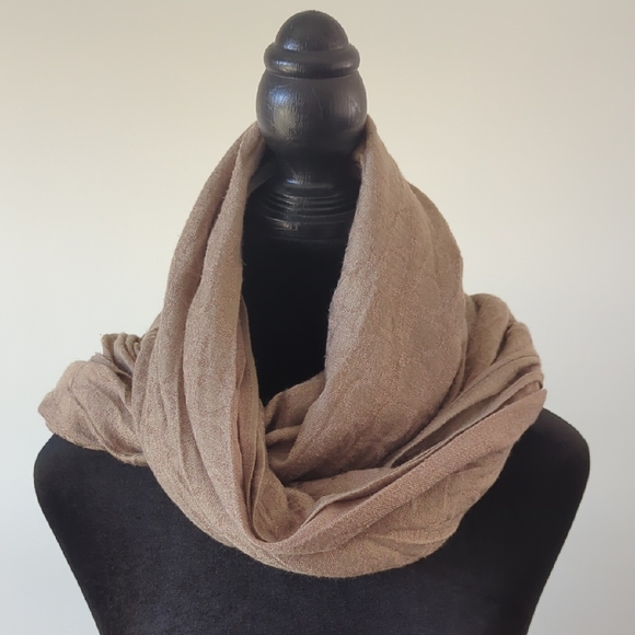 Salvatore Ferragamo Accessories - Salvatore Ferragamo Taupe Knit Scarf